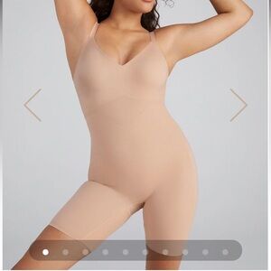 HONEYLOVE Beige SuperPower Mid Thigh Runaway Bodysuit Size Small